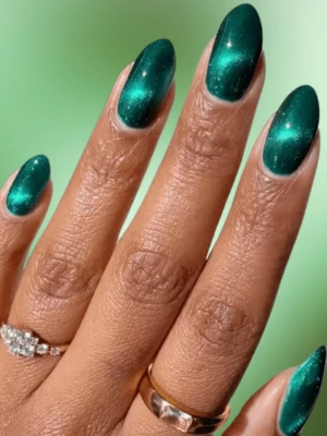 Green Velvet Nails