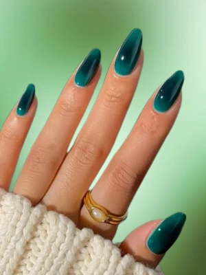 Solid Dark Green Nails Designs