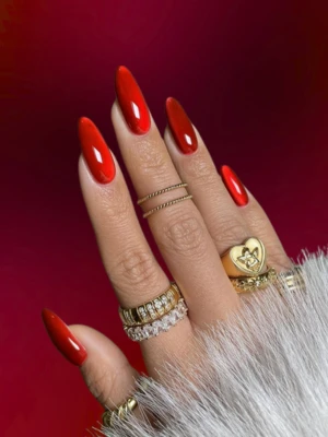 Velvet Effect Red Nails