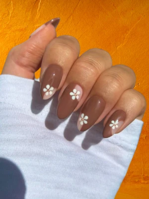Brown Floral Nails