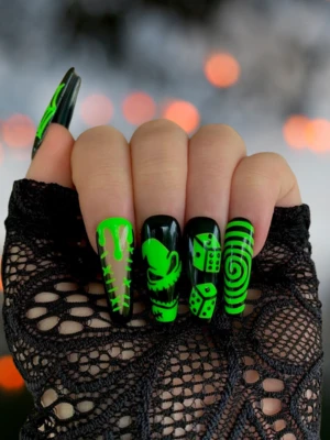 Crazy Green Nails