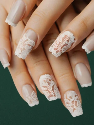Knitted Winter French Nails
