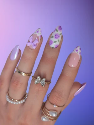 Lavender Flowers Nail Art