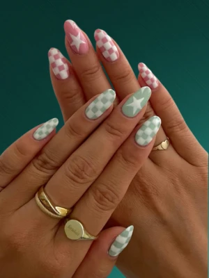 Pastel Checkerboard Summer nails