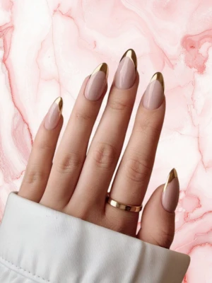 Border French Tips