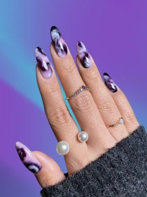 Marble Dark Nails with a Luxe Finish