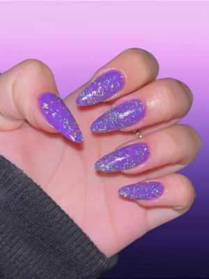 Sparkly Purple Manicure