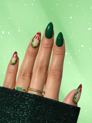 Christmas Green Nail Art