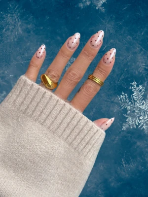Dot Accents Short Winter Nails