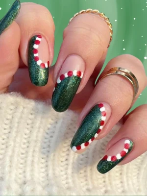 Easy Christmas Nail Art
