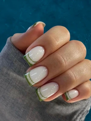 Green And White Winter Nails