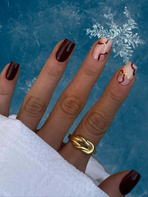 Mocha Mousse Winter Nails