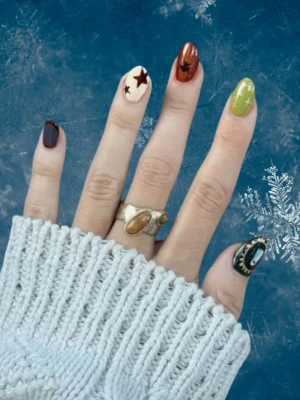 Skittle Nails Winter Style