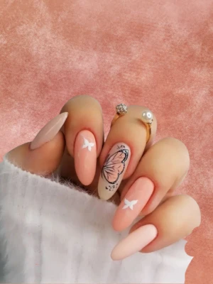 Butterfly Peach Nail Art