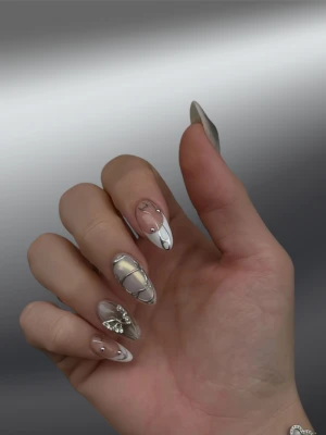 Mix-and-Match Silver Nail Set