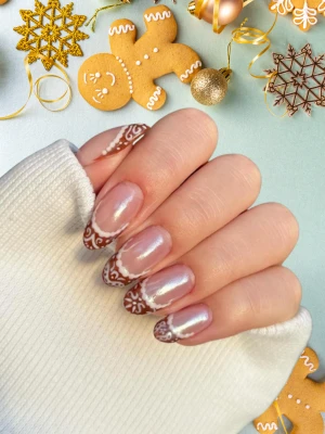  Cozy Gingerbread Nail Accents