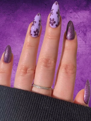 Floral Purple Nail Art