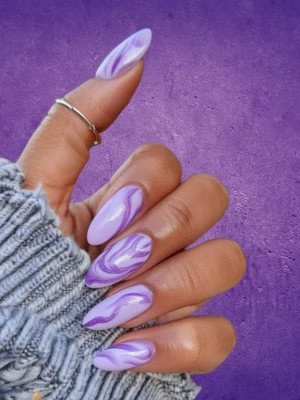 Pastel Purple Swirl Nails
