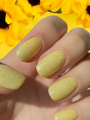 Sparkly Butter Yellow Nails