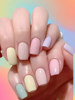 Chic Pastel Nails for Work and Office