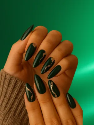 Emerald Green Nail Designs That Look Elegant