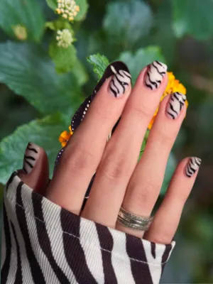 Short and Stylish Everyday Mani
